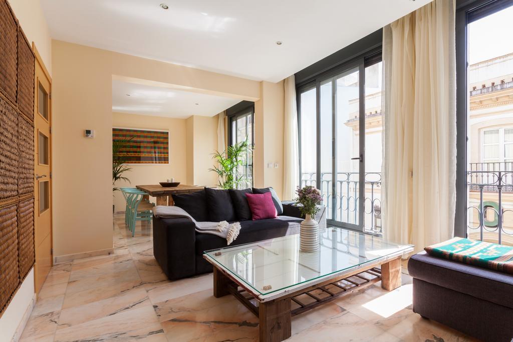 Soho Lounge - Space Maison Apartments Seville Exterior photo